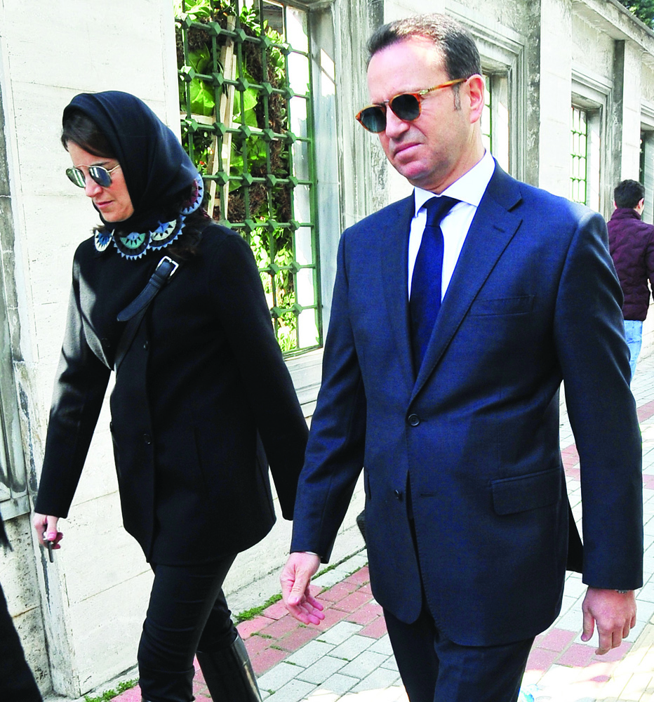 Gözyaşları içinde uğurlandılar