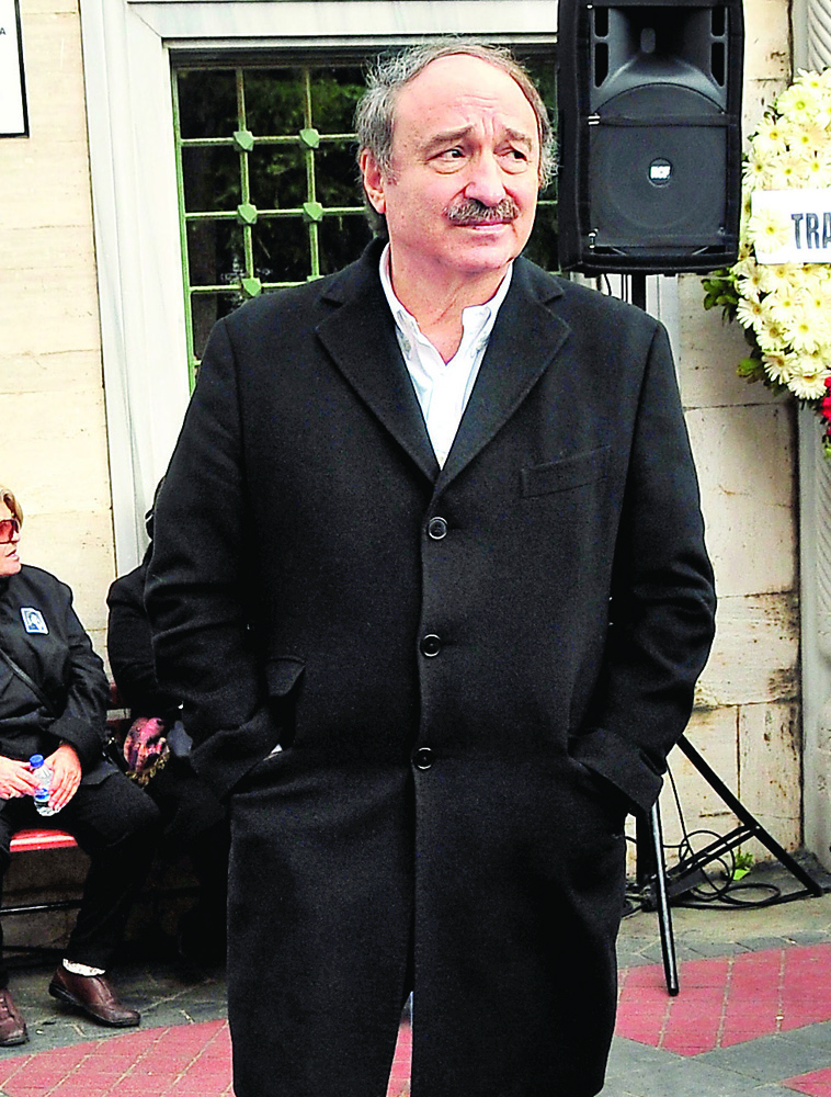 Gözyaşlarına boğuldular