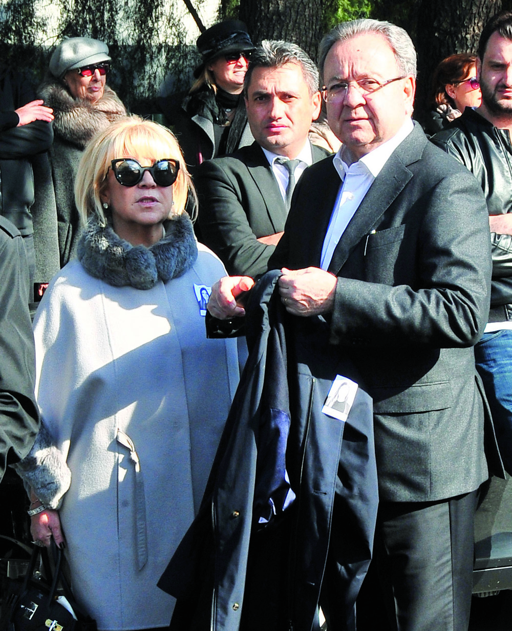 Gözyaşlarına boğuldular