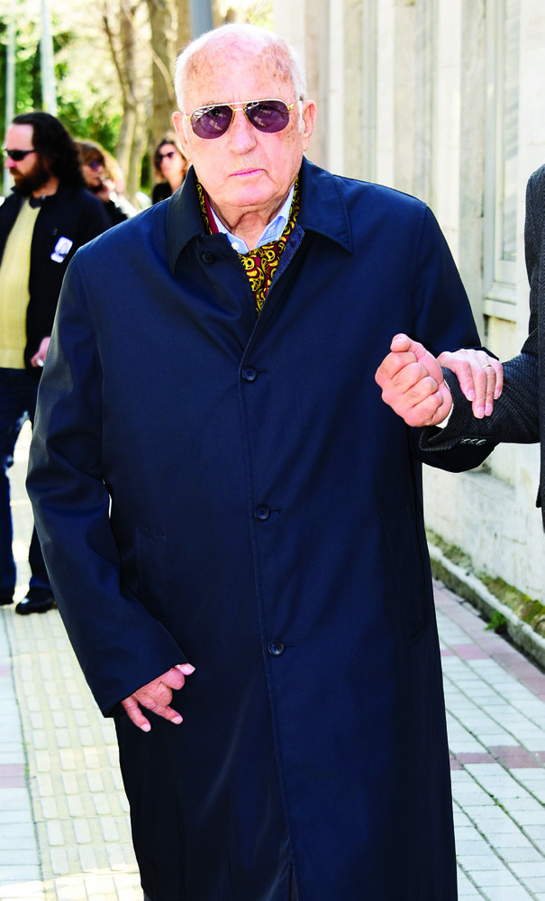 Gözyaşları içinde uğurlandılar