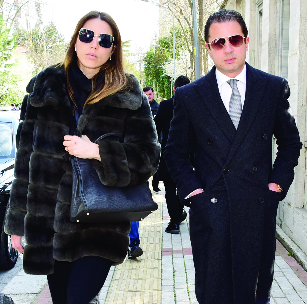 Gözyaşlarına boğuldular