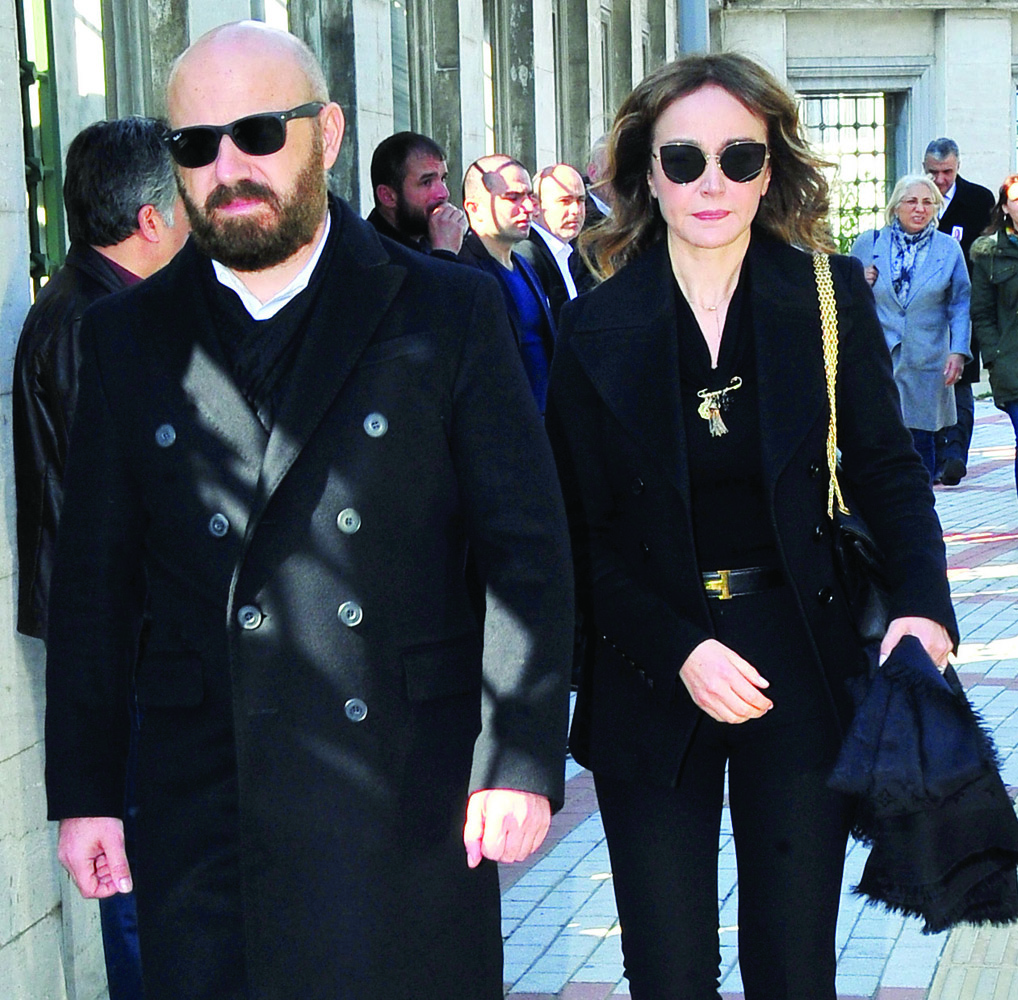 Gözyaşları içinde uğurlandılar