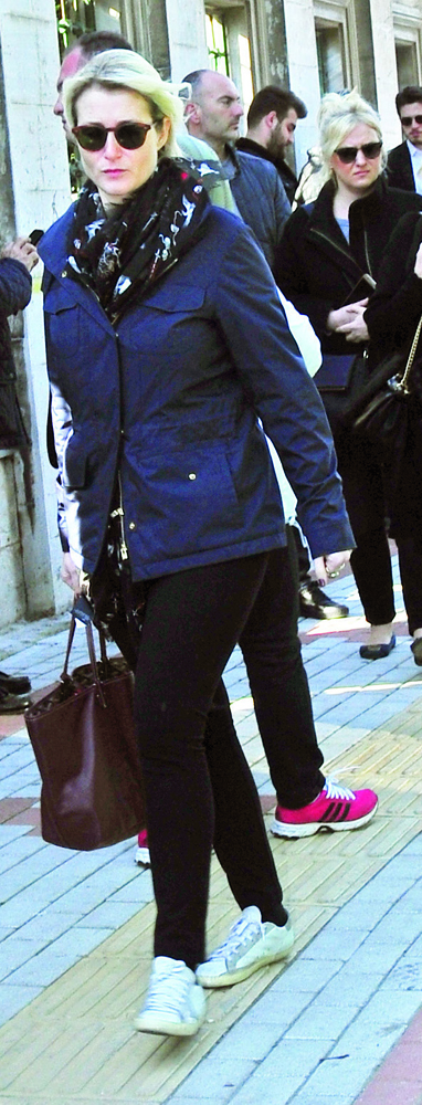 Gözyaşları içinde uğurlandılar