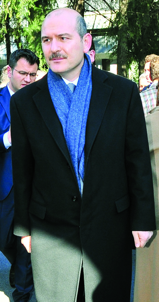 Gözyaşlarına boğuldular