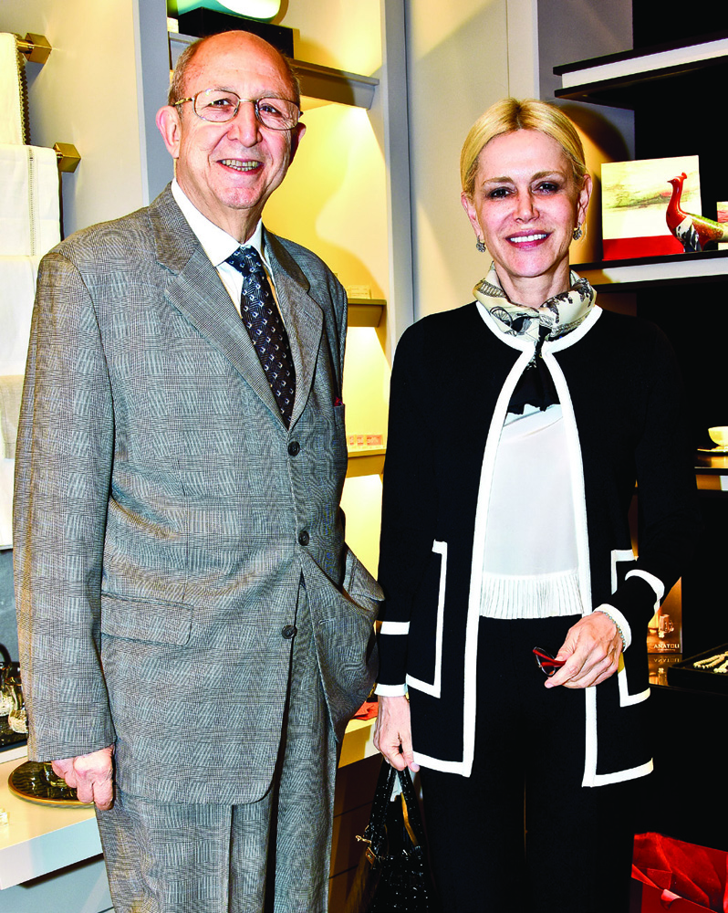 Şık davette buluştular