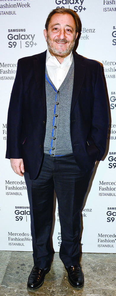 11. sezon renkli partiyle açıldı