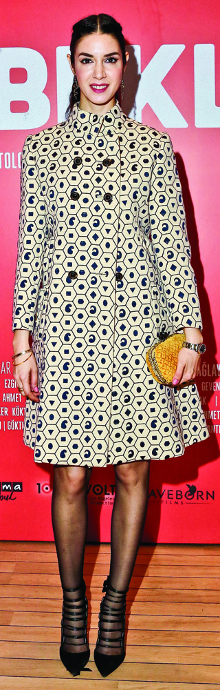 'Kelebekler' için renkli gala