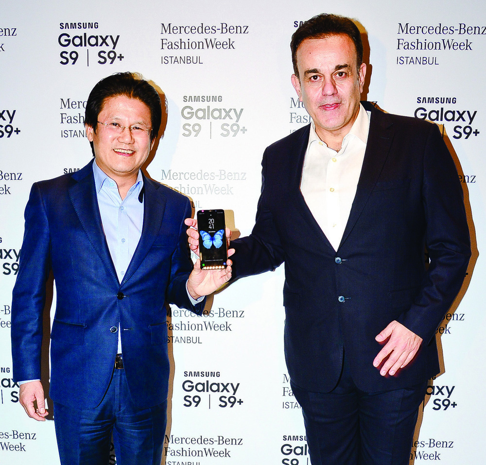 11. sezon renkli partiyle açıldı