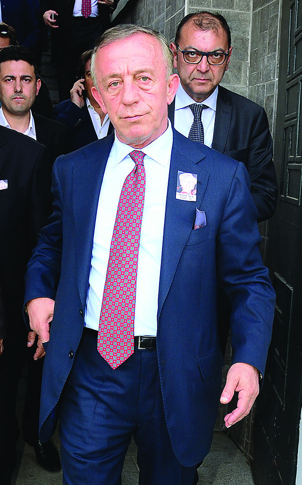 Son yolculuğuna uğurlandı