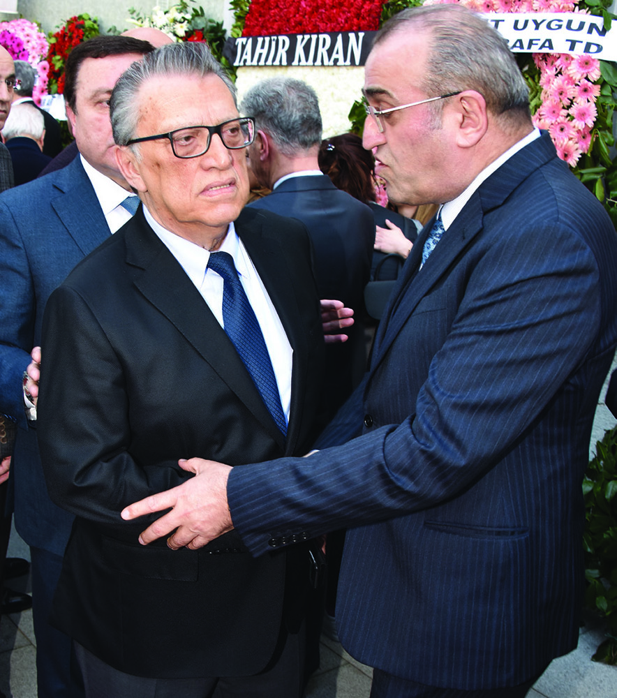 Son yolculuğuna uğurlandı