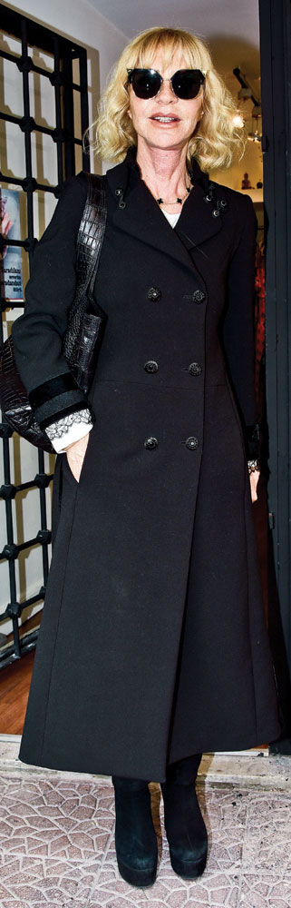 Yeni tasarımlarını görücüye çıkardı