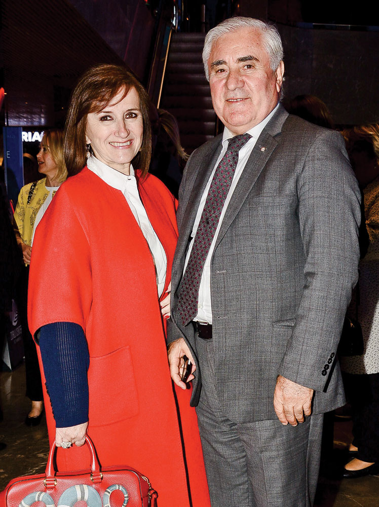 Yardım konserine büyük ilgi