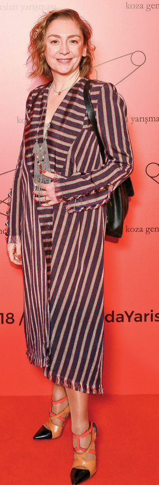 Genç tasarımcılar ödüllendirildi