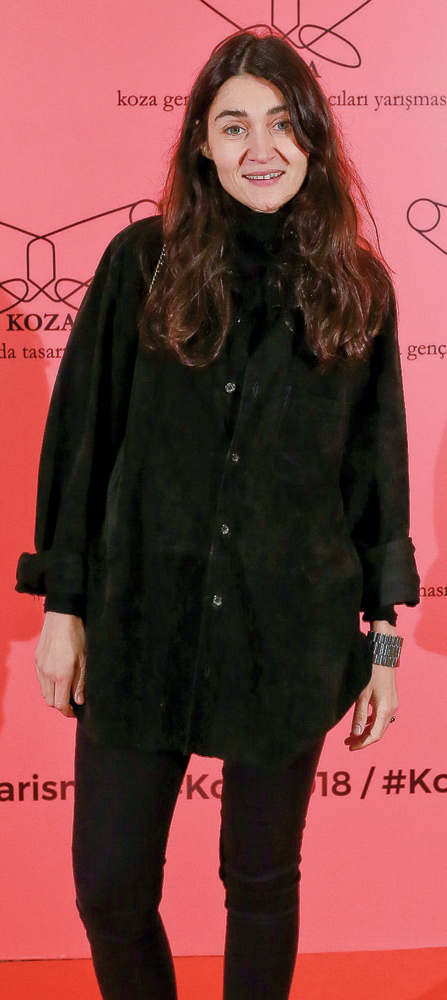 Genç tasarımcılar ödüllendirildi