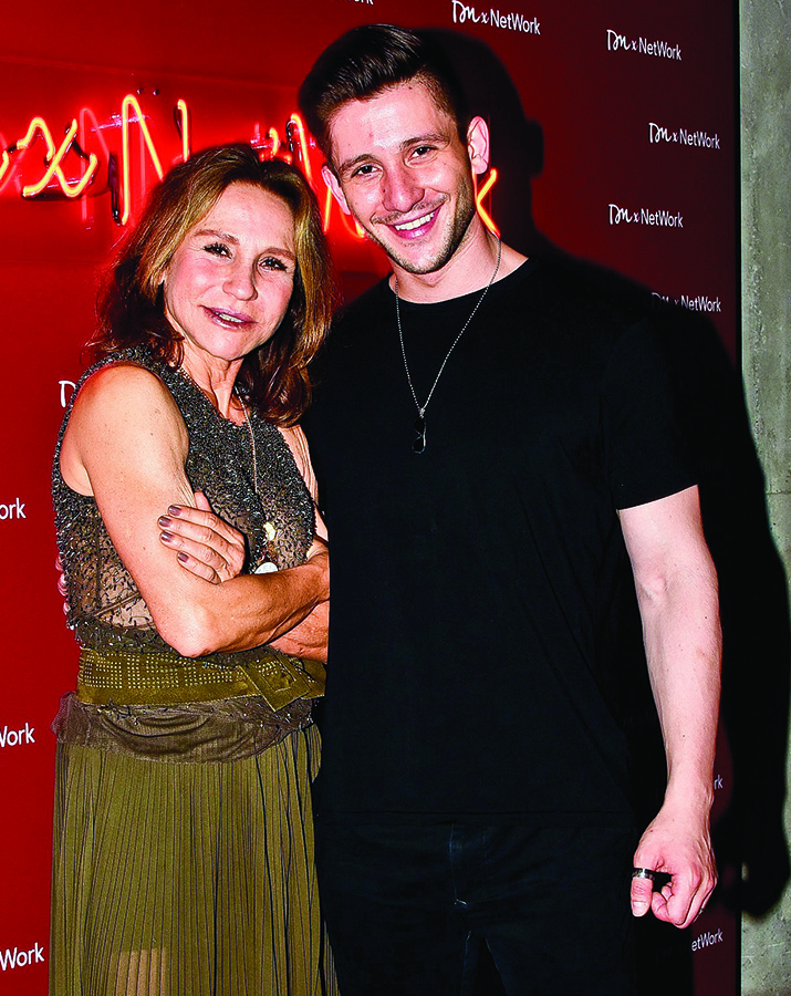 İkinci kez tasarımcı koltuğuna oturdu