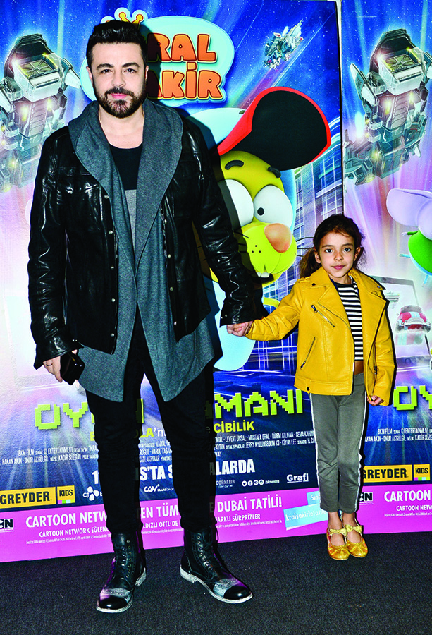 Fenomen kahraman büyük ilgi gördü