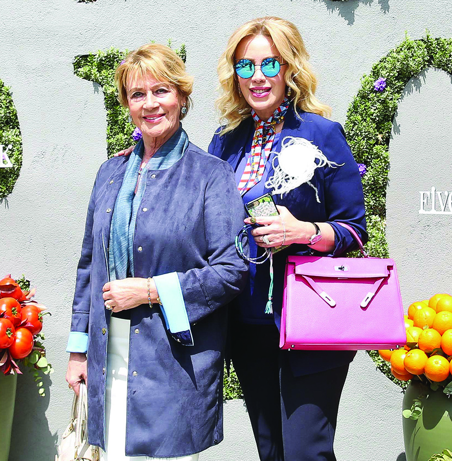 Restorana eğlenceli açılış