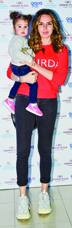 Ünlü isimler İstanbul Akvaryum'da buluştu