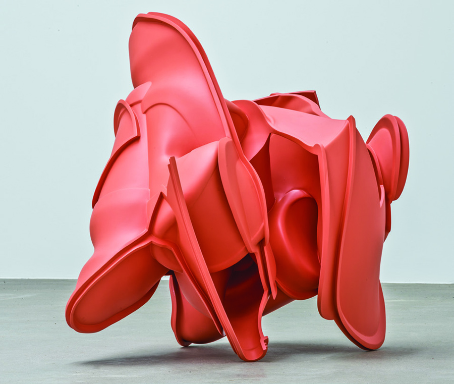 Geçici mekanda ilk sergi daveti