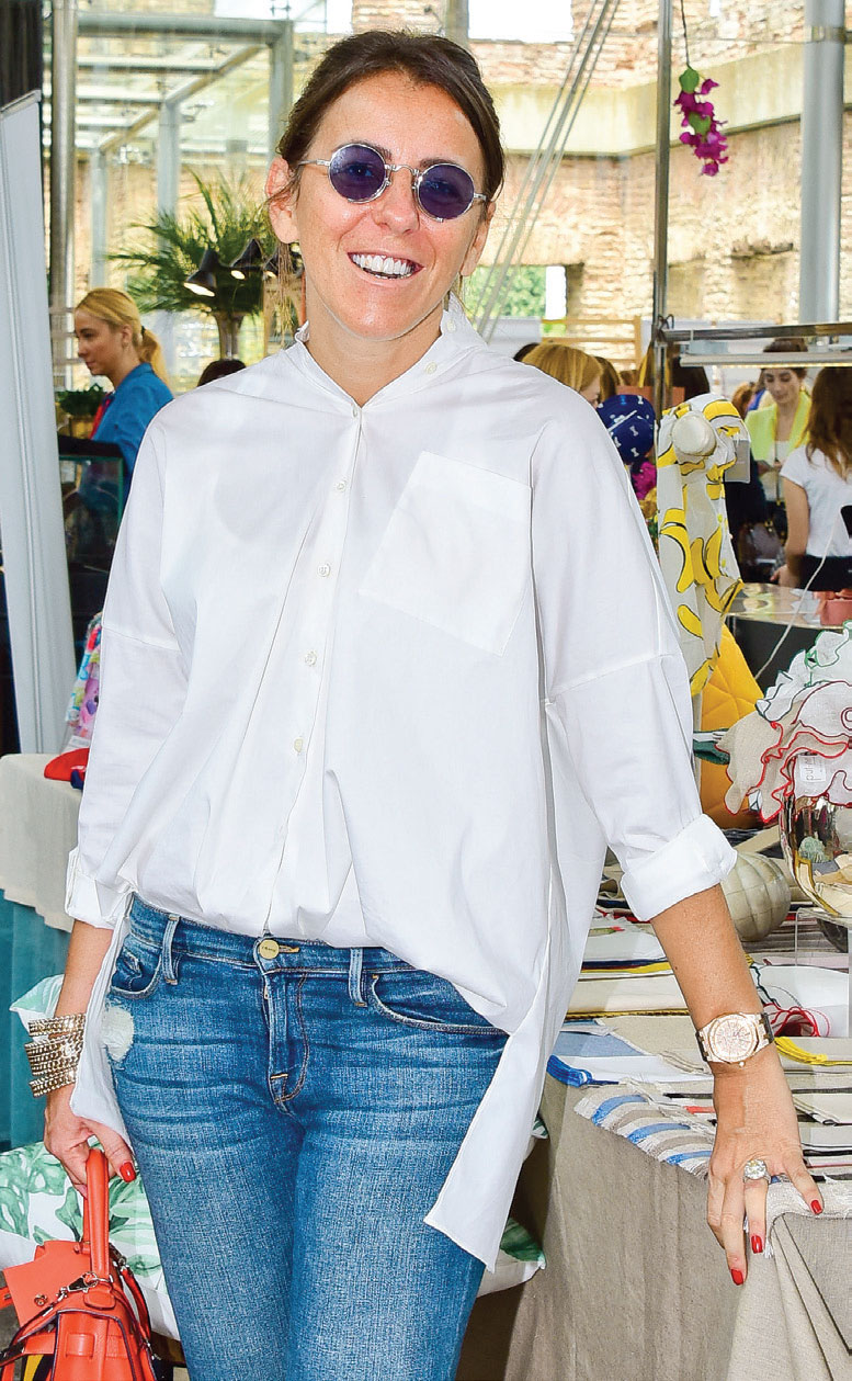 Gençler için alışveriş yaptılar