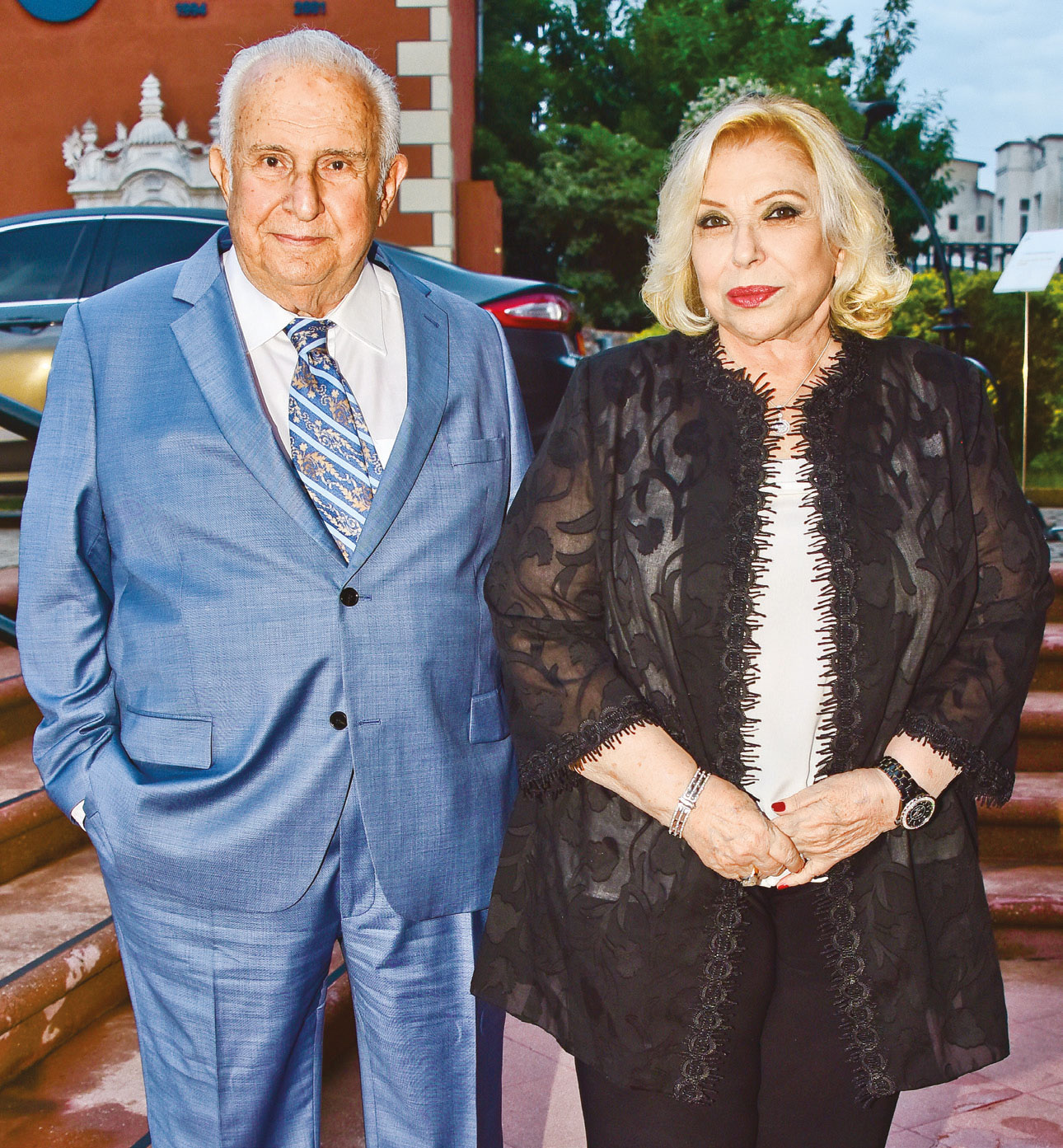 Koç Ailesi'nin iftar daveti ünlü isimleri buluşturdu