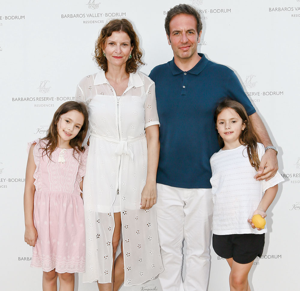 Tanıtım partisinde buluştular