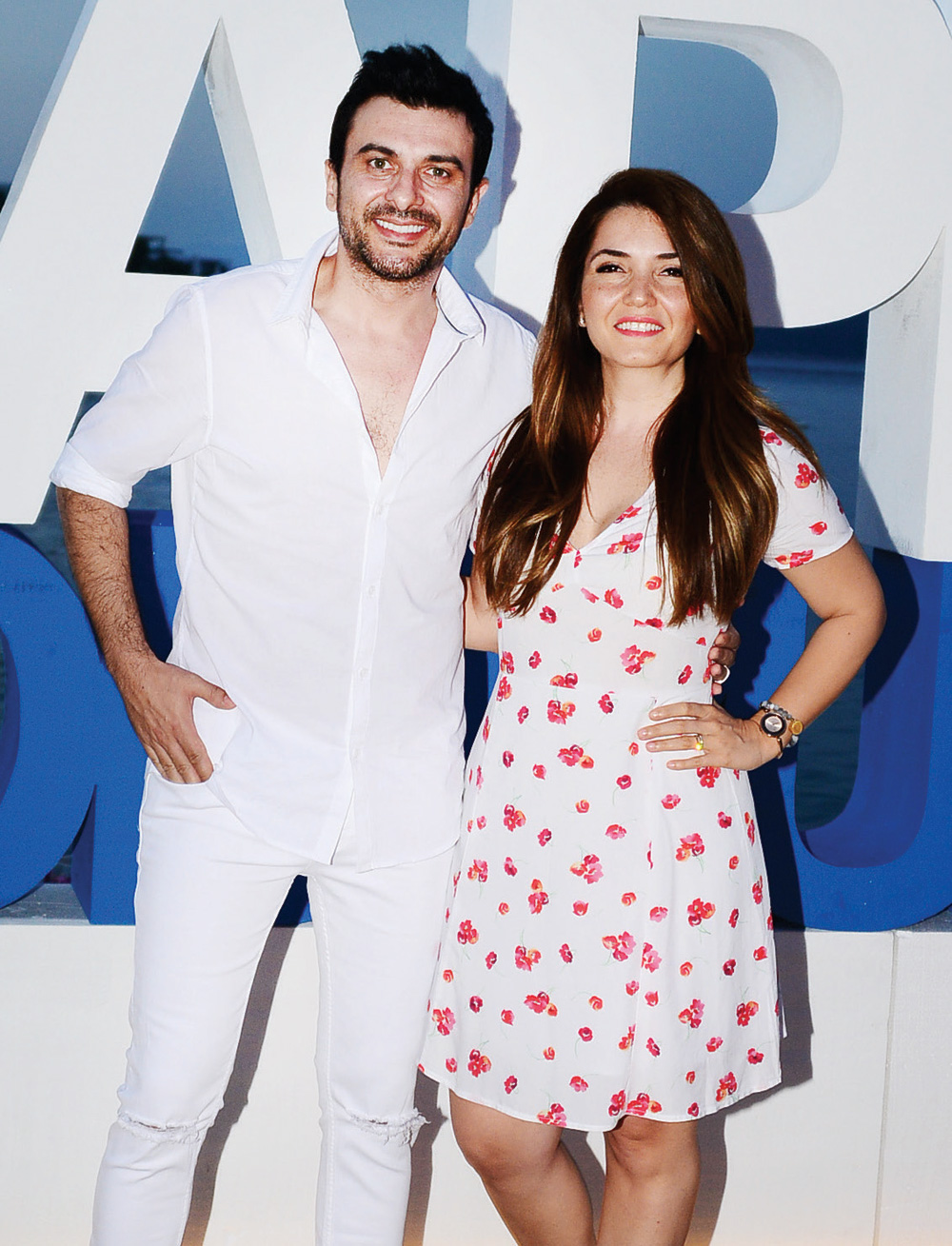 Sezonu 'Beyaz Gece' ile açtı