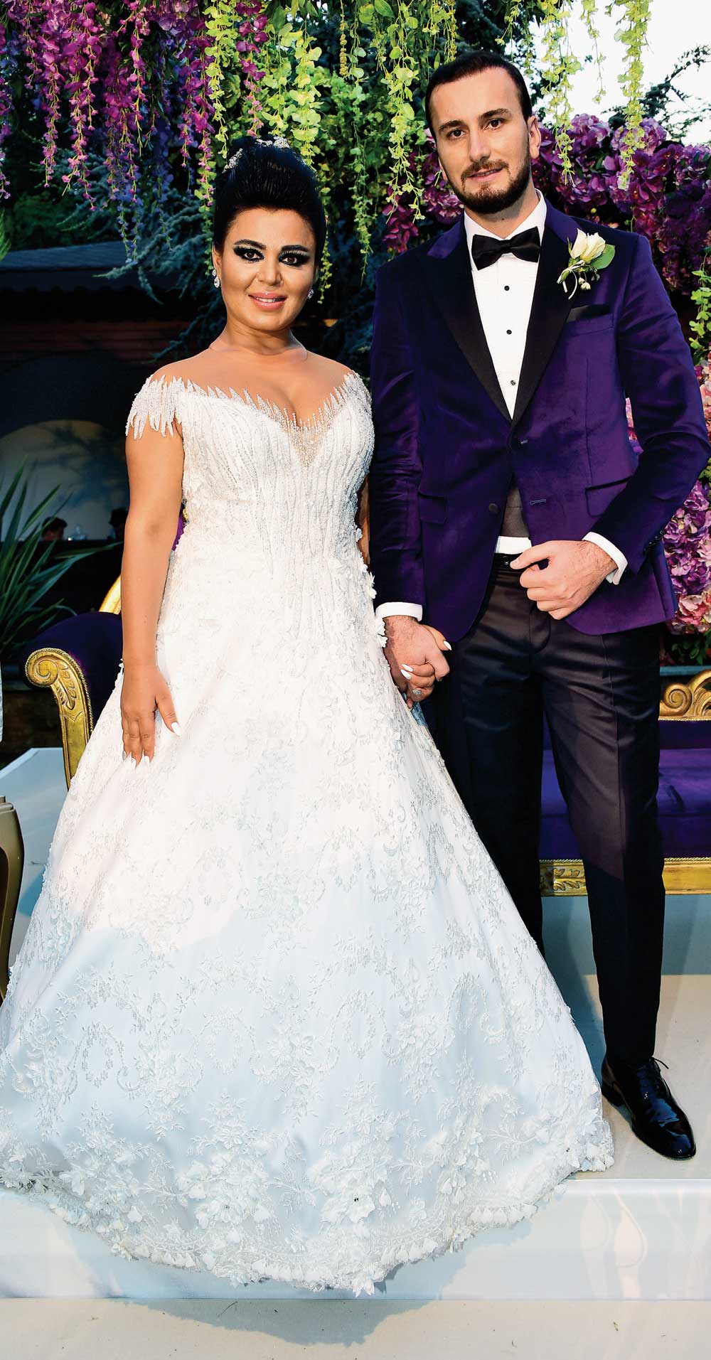 Görkemli bir düğünle evlendiler