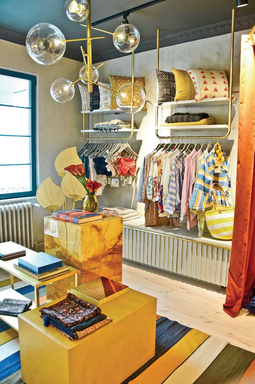 Yeni butiklerini tanıttılar