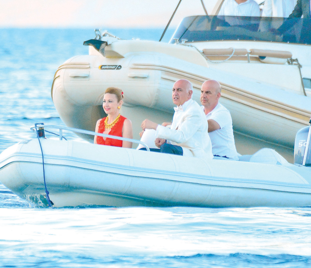 Cennet Koyu'nda görkemli düğün