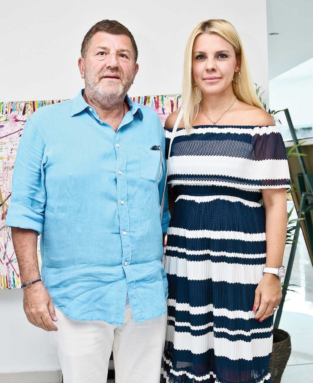 Yaza sanatla ''Merhaba'' dediler