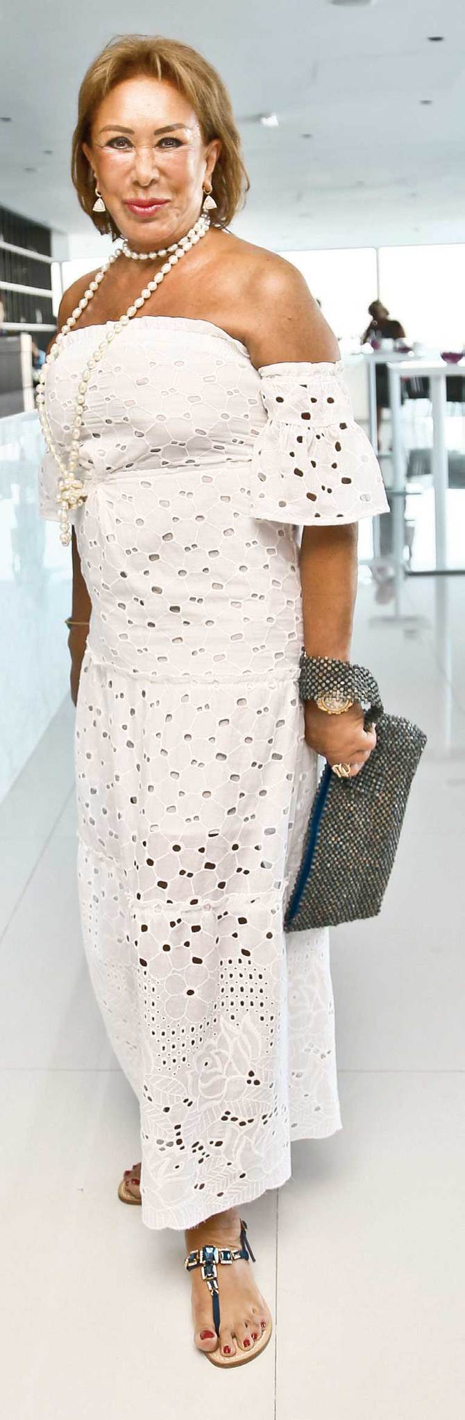 Yaza sanatla ''Merhaba'' dediler