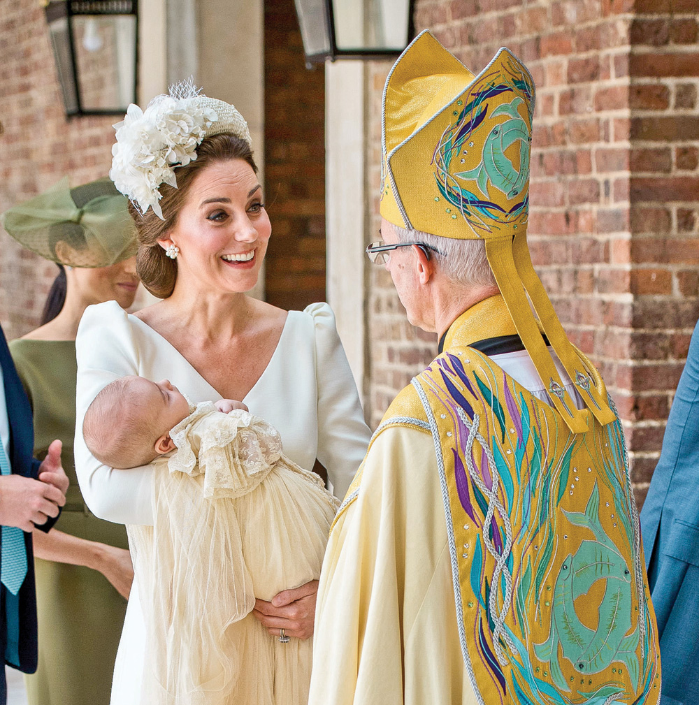 'Küçük Prens'e vaftiz töreni