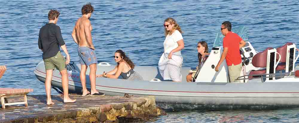 Ege koyları yine çok renkli