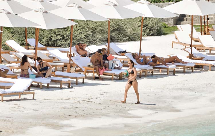 Cemiyetin ünlü isimleri Kurban Bayramı'nı Bodrum'da geçiriyor