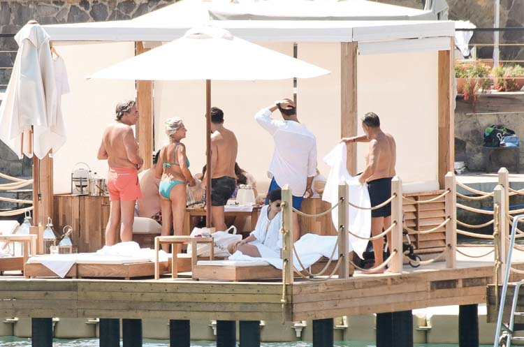 Cemiyetin ünlü isimleri Kurban Bayramı'nı Bodrum'da geçiriyor