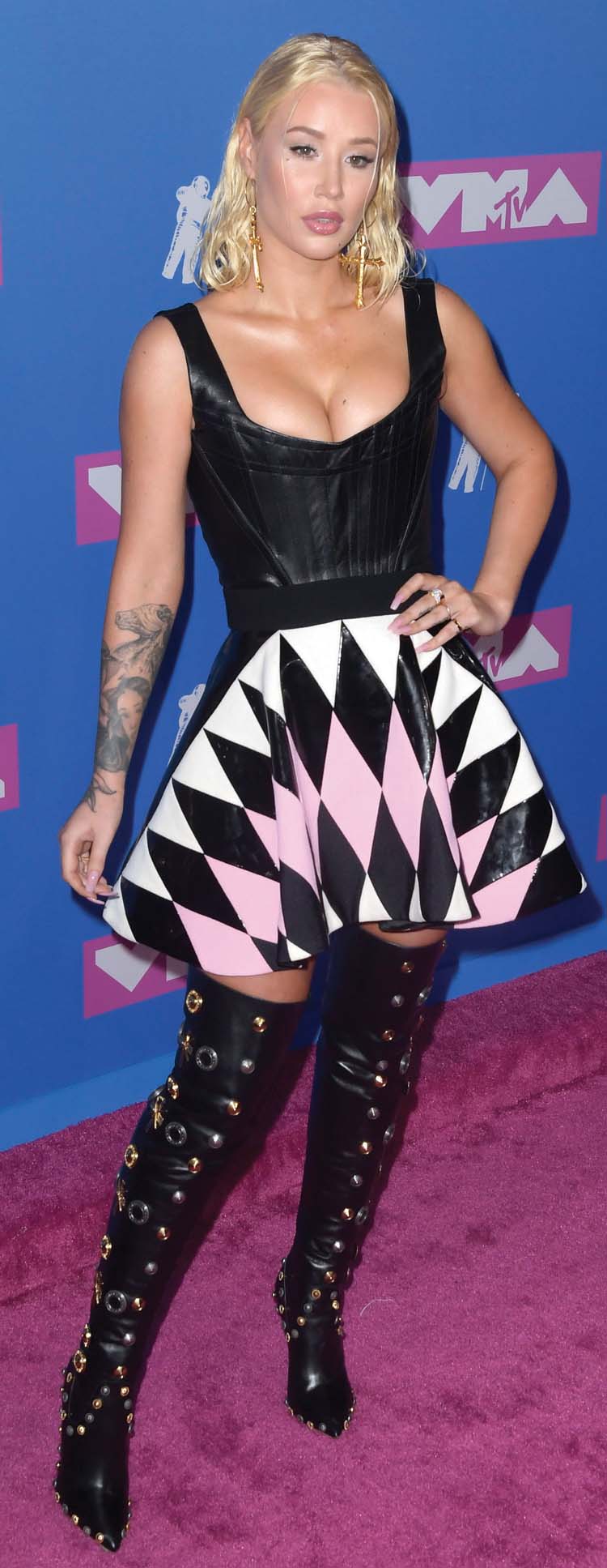 Müzik ödüllerinde JLO rüzgarı