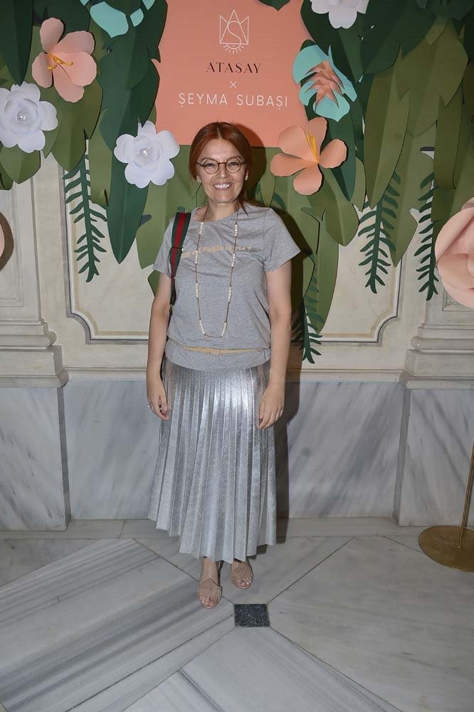 Özlem Süer 2019 İlkbahar/Yaz