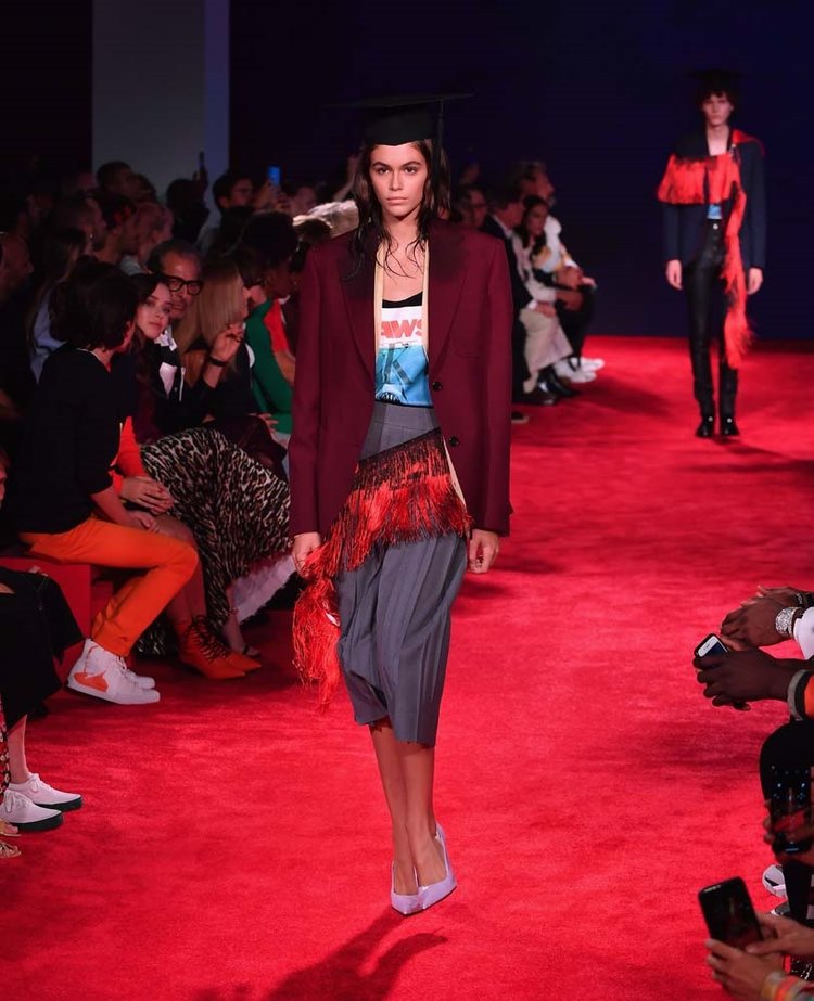 Calvin Klein 2019 İlkbahar Kreasyonu