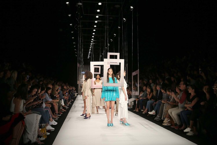 Mehtap Elaidi 2019 İlkbahar/Yaz koleksiyonu