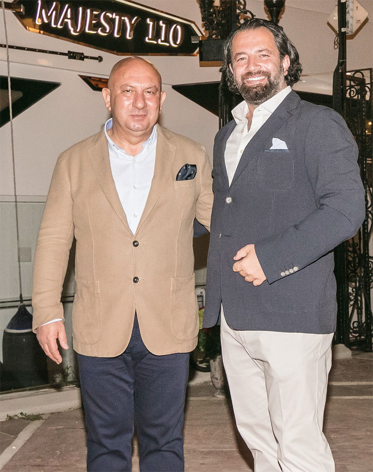 Tekne tutkunları Boğaz'da buluştu