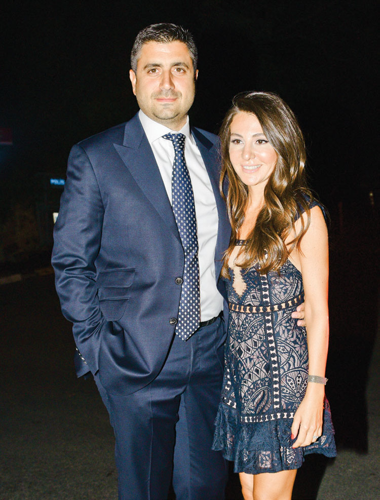 Genç çift için görkemli düğün 