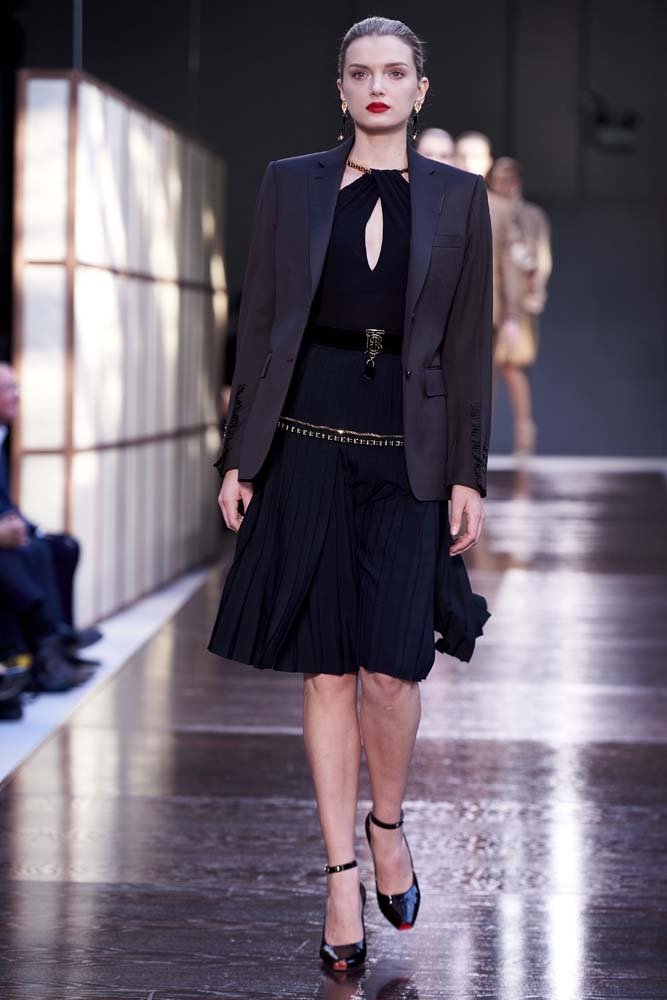 Riccardo Tisci'nin ilk Burberry şovu!