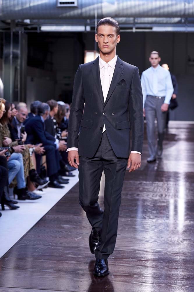 Riccardo Tisci'nin ilk Burberry şovu!