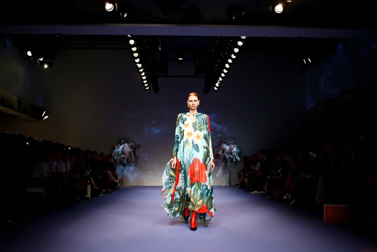 Richard Quinn 2019 İlkbahar/Yaz