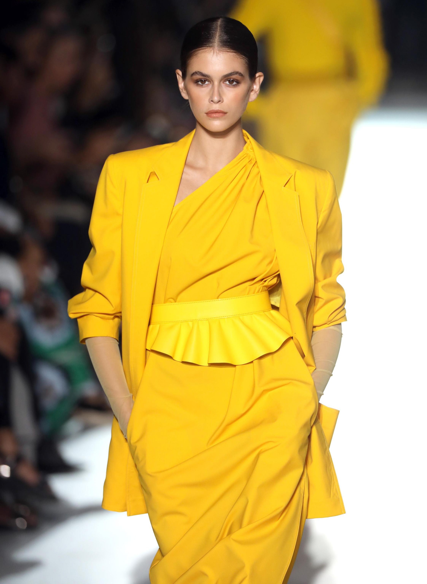 Fendi 2019 İlkbahar/Yaz kreasyonu