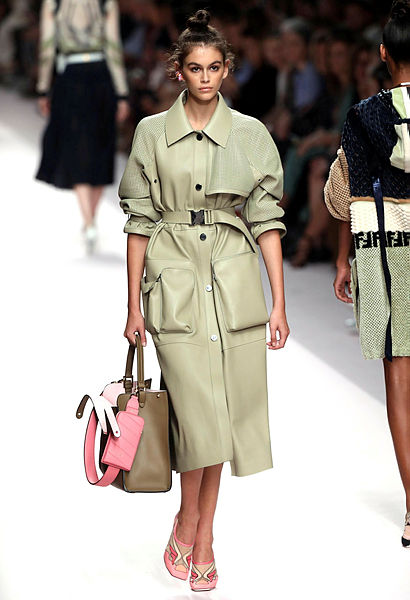 Milano Moda Haftası'ndan çanta trendleri