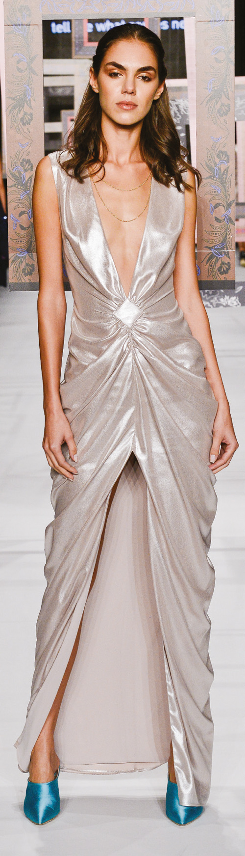 Mercedes-Benz Fashion Week İstanbul: Şehir modanın etkisi altında