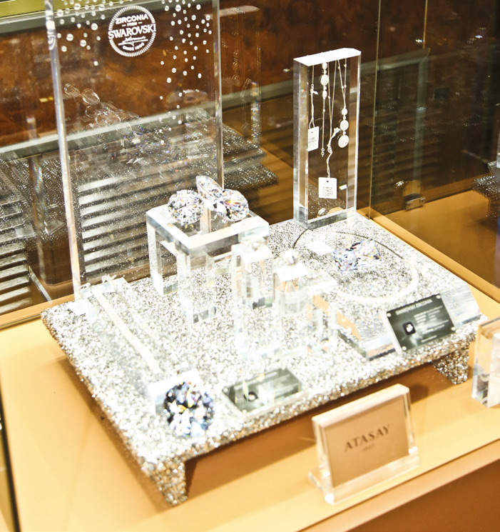 Yeni iş birliğini kutladılar