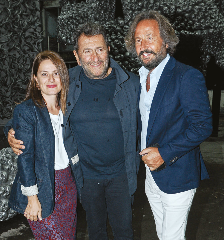 Sıra dışı esere büyük ilgi